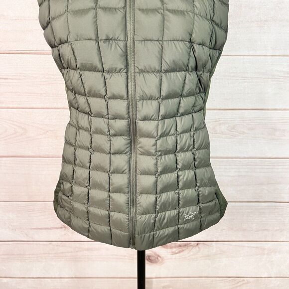 Arc'Teryx Vest Quilted Goose Down Full Zip Hooded - Picture 6 of 12